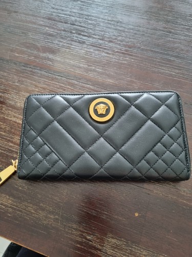 Medusa Head Versace Wallet Used Twice Excellent Condition Black Colour Gold...