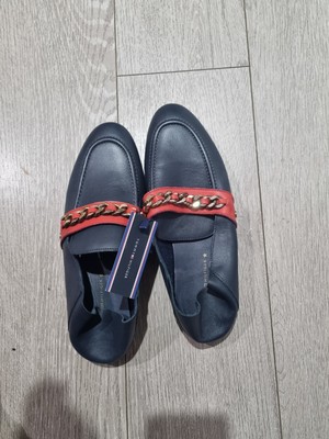 Tommy Hilfiger Womens Chain Detail Loafers Size 40 Navy Blue Red Fashion