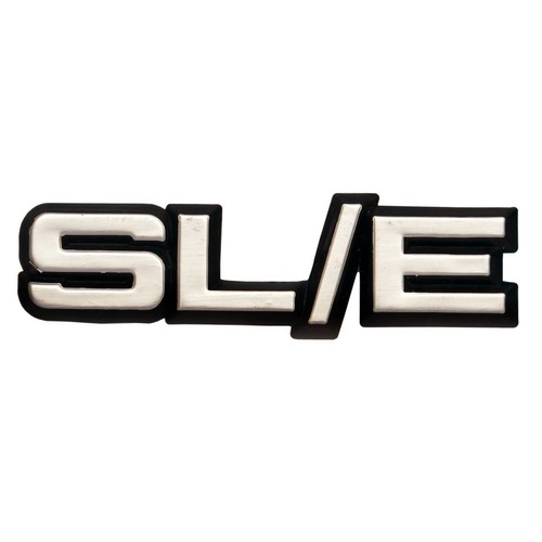 RSP 'SL/E' Bootlid Badge Holden Commodore VH - B1108 Cover