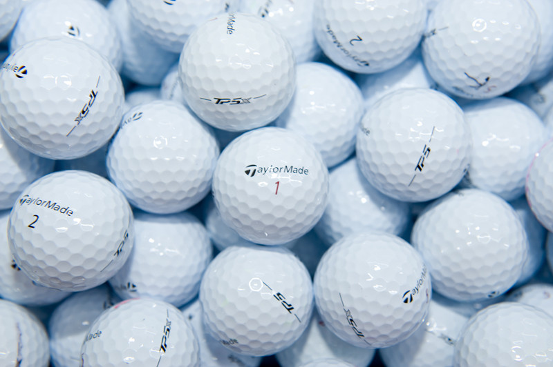 1 Dozen Taylormade TP5 / TP5X Golf Balls 12 MINT & Near MINT Grade