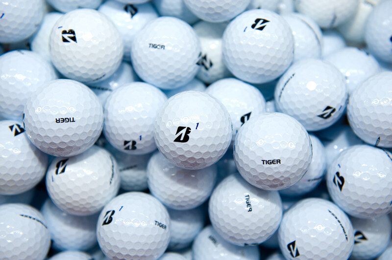 Bridgestone Tour B XS Tiger Woods Edition 1 Dozen 12 Near Mint Grade Golf Balls