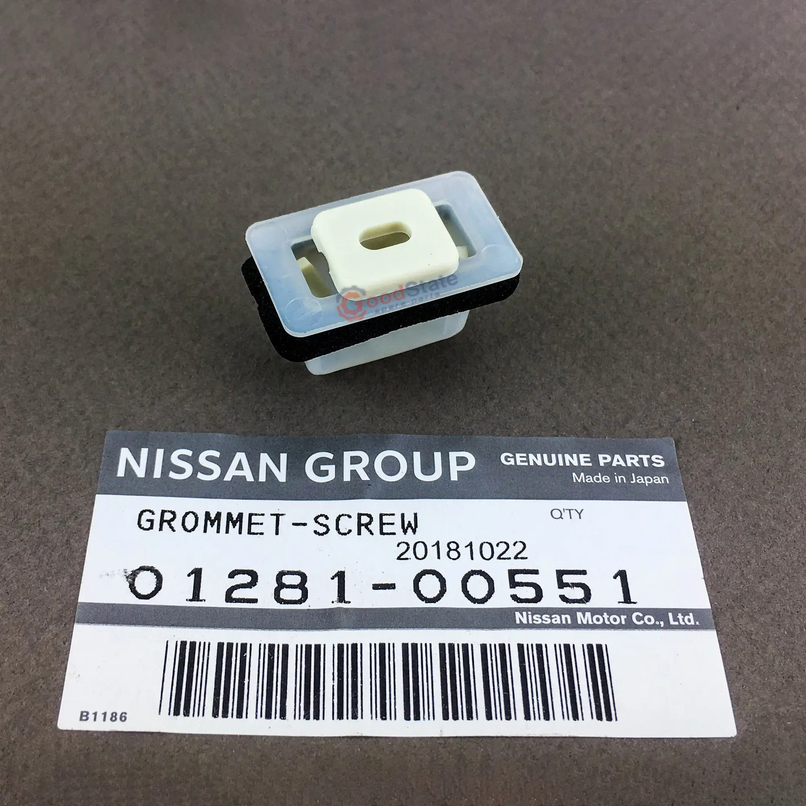 GENUINE Nissan Patrol Y60 GQ Door Sill Step Tread Plate Grommet 01281-00551