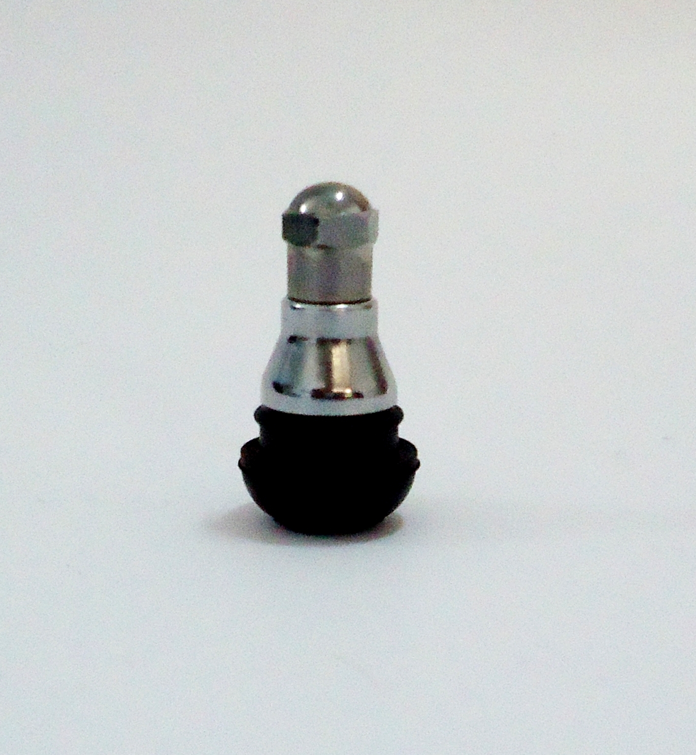 Tool & Accessories Tubeless Tyre Valve TR412CS Short Silver Sleeve Cap 4 Piece